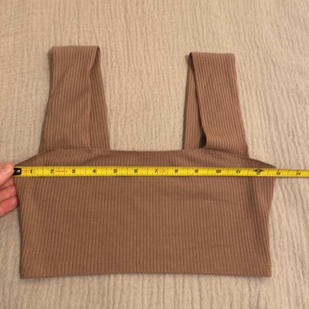 Reformation Ribbed Square-Neck Crop Tank in Warm Brown. Size XS - Picture 3 of 7
